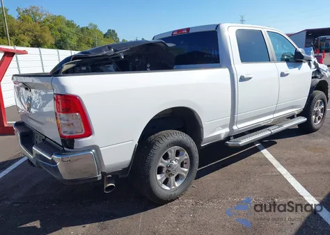 2021 Ram 2500 Big Horn 4X4 6'4 Box z USA, uszkodzony, nr VIN 3C6UR5DL0MG676918